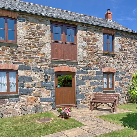 Tregolls Farm